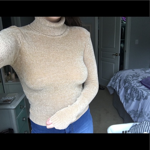 Tomfoolery Sweaters - Vintage cream colored turtleneck
